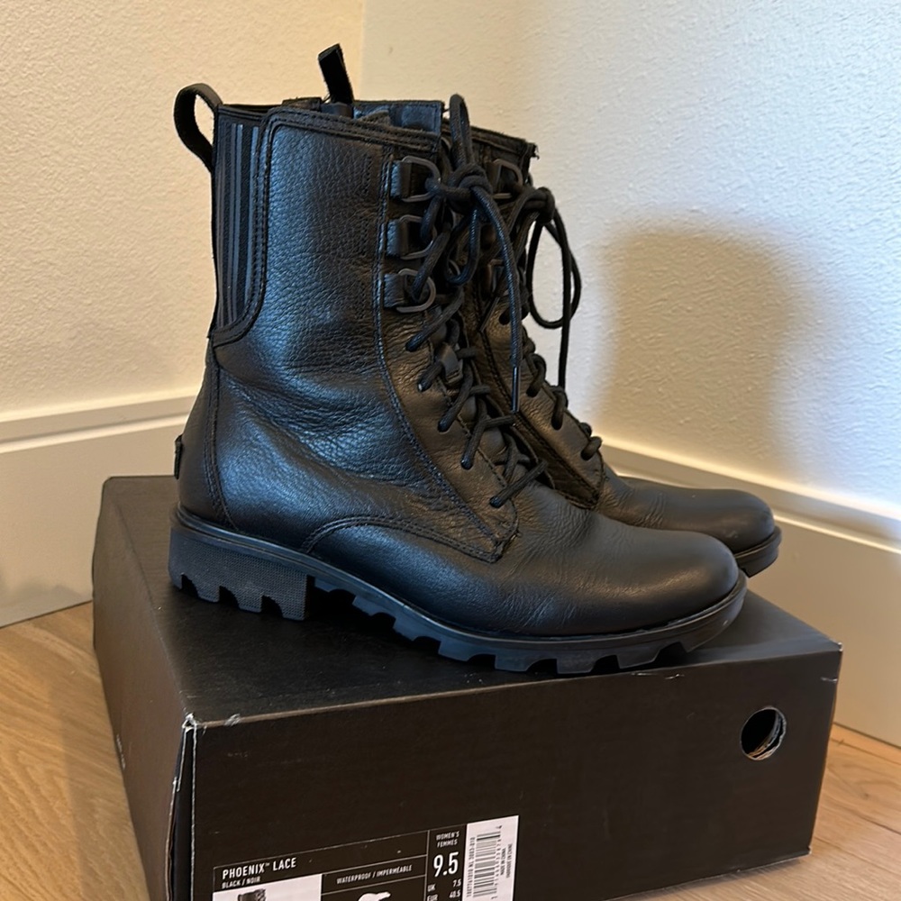 SOREL Phoenix Lace Zip up Combat Boot Black Waterproof Leather Size 9.5 40.5
